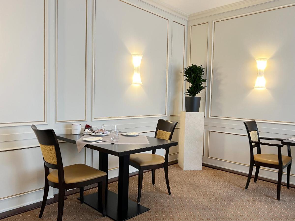 Hotel Kuehler Krug Freiburg im Breisgau Eksteriør bilde